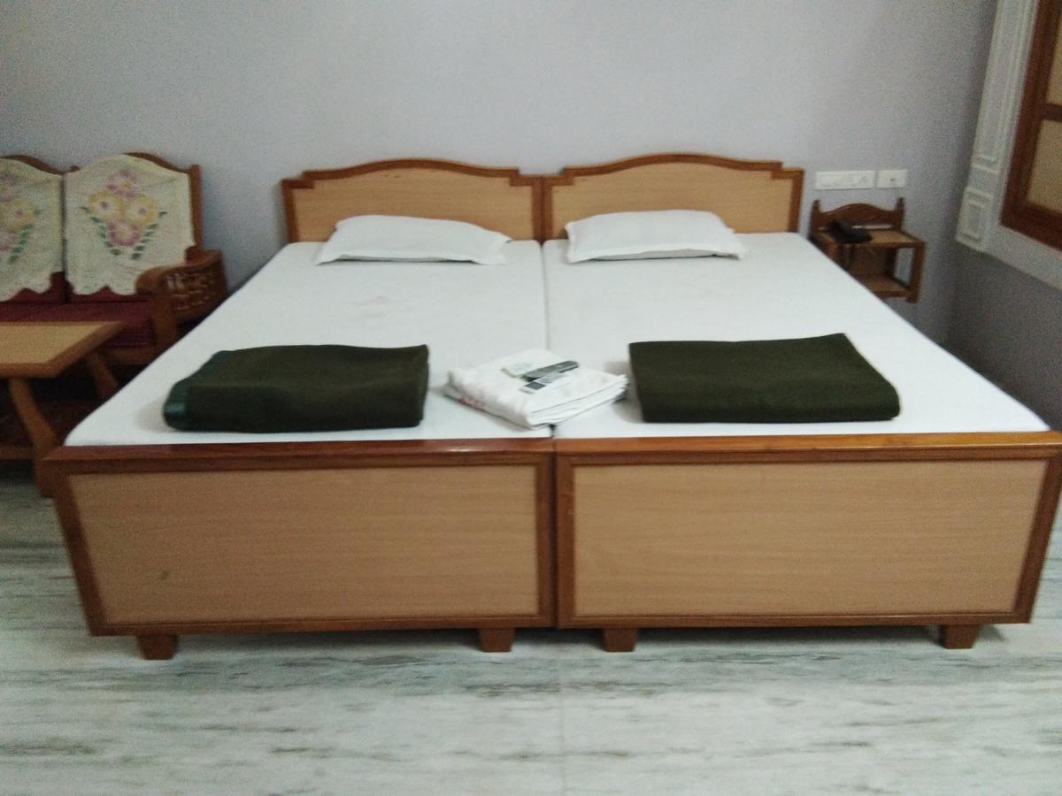 Hotel Sivamurugan Kanyakumari Ngoại thất bức ảnh