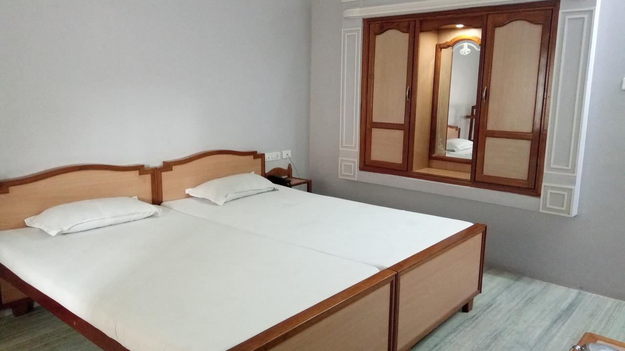 Hotel Sivamurugan Kanyakumari Ngoại thất bức ảnh